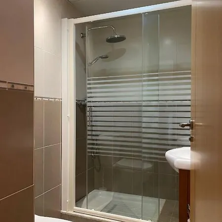 Piso Nuevo Y Tranquilo En Urbanizacion Con Piscina *