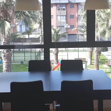 Piso Nuevo Y Tranquilo En Urbanizacion Con Piscina Unquera