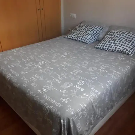 Apartment Piso Nuevo Y Tranquilo En Urbanizacion Con Piscina
